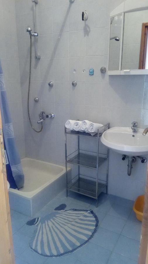 Apartments Keti Đảo Pag Ngoại thất bức ảnh