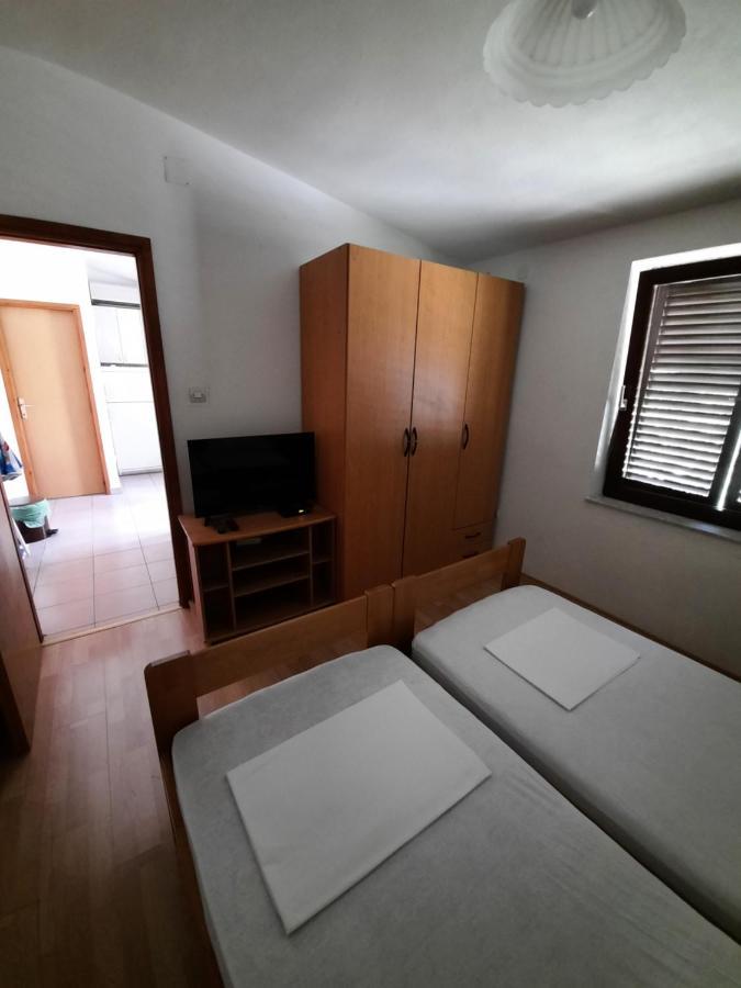 Apartments Keti Đảo Pag Ngoại thất bức ảnh