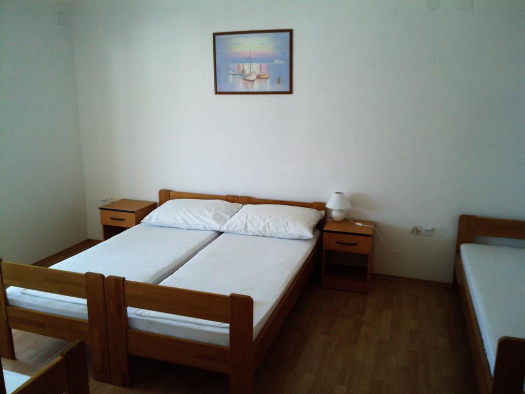 Apartments Keti Đảo Pag Phòng bức ảnh